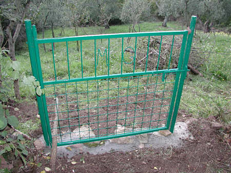 What a great gate!  I was very surprised they did this for me.